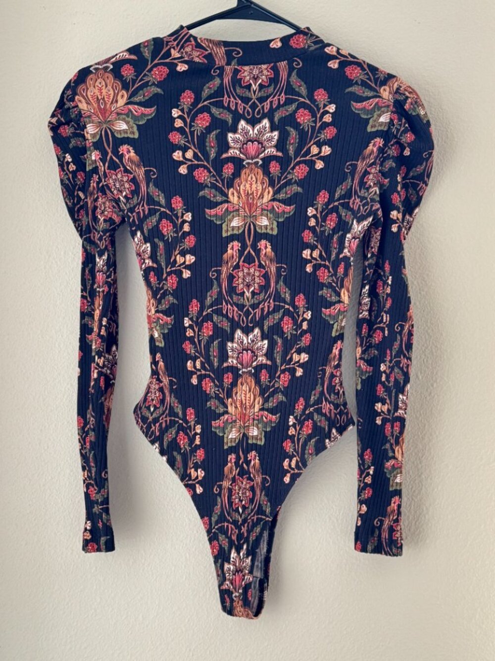 FARM Rio Black Berry Garden Bodysuit Puff Long Sleeve Thong Small - Picture 3 of 14